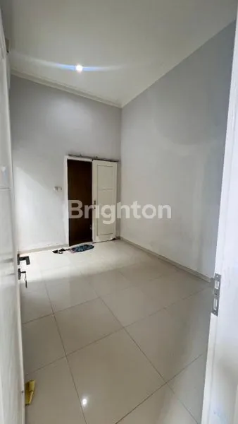 image RUMAH NYAMAN DI PERMATA JINGGA (8)