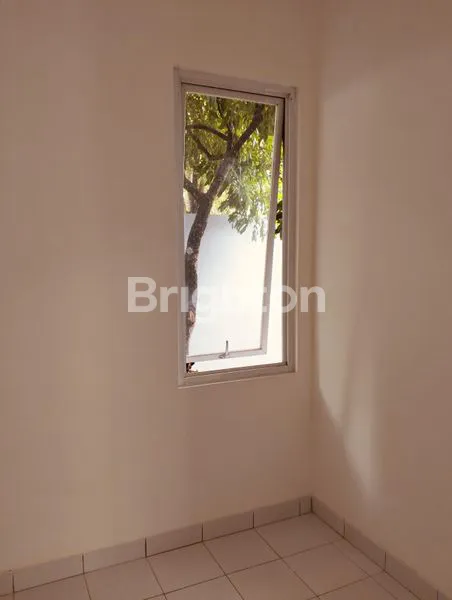 image RUMAH SIAP HUNI DI CLUSTER ICON BSD (2)