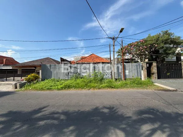 image RUMAH DAN BANGUNAN HANYA HITUNG TANAH DI SURABAYA PUSAT (1)
