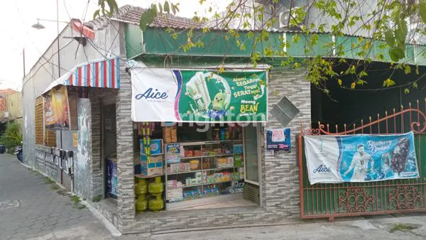 image RUMAH NYAMAN DI TENGAH KOTA SOLO KAMPUNG BARU  (1)