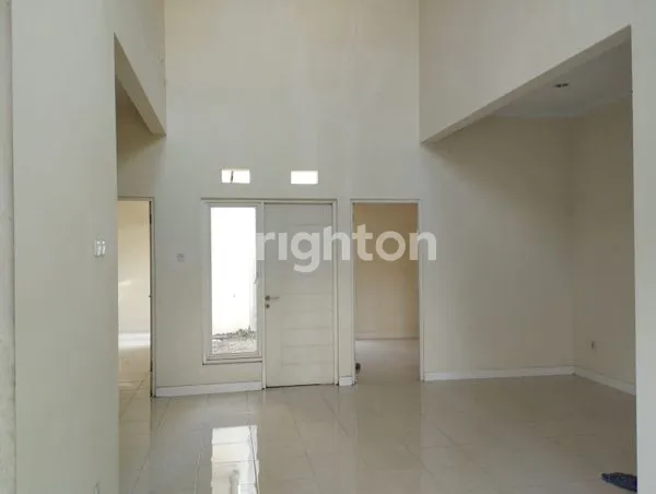 image PURI SURYA JAYA, VALENCIA, SIAP HUNI, TERJANGKAU. (4)