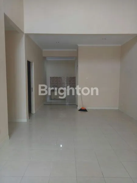 image PURI SURYA JAYA, VALENCIA, SIAP HUNI, NYAMAN (2)