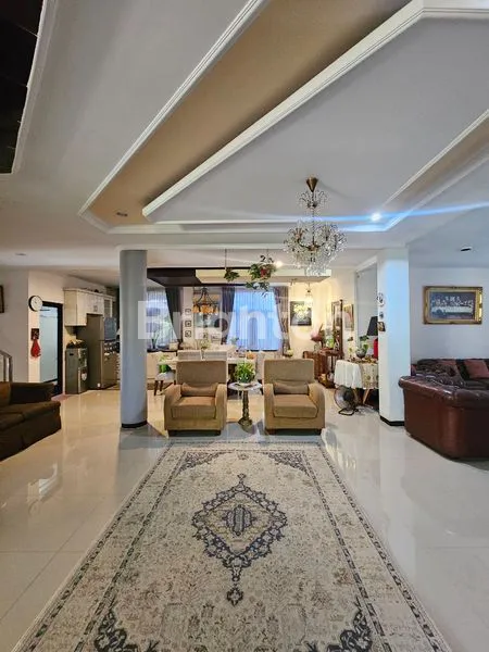 image RUMAH MEWAH 2 LANTAI DI CIPETE ANTASARI – LT 440 M², LB 600 M², AKSES MUDAH CIPETE ANTASARI (4)