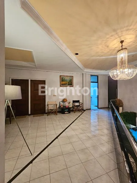 image RUMAH MEWAH 2 LANTAI DI CIPETE ANTASARI – LT 440 M², LB 600 M², AKSES MUDAH CIPETE ANTASARI (8)