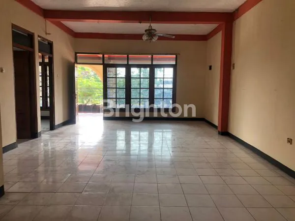 image RUMAH MEWAH STRATEGIS KLATEN UTARA (2)
