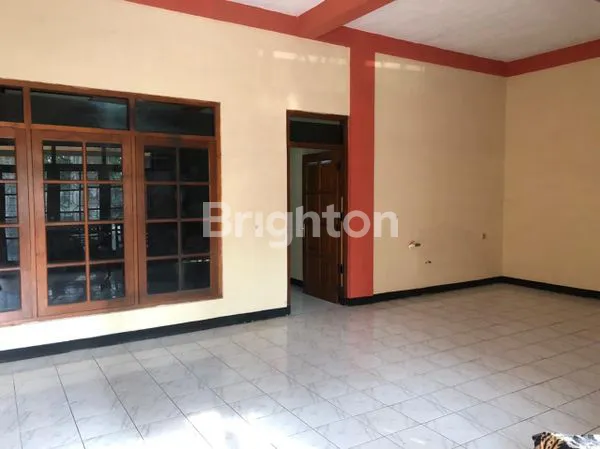 image RUMAH MEWAH STRATEGIS KLATEN UTARA (5)