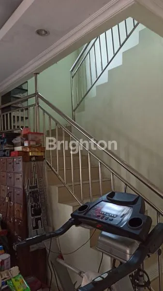 image RUMAH \\NTAMAN UBUD  INDAH \\NLIPPO KARAWACI \\N (4)