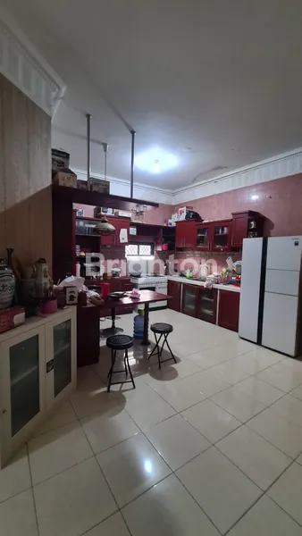 image RUMAH HOOK DUKUH KUPANG SURABAYA (3)