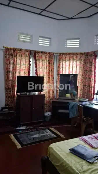 image RUMAH 6 KT DI VENDEVENTER, LT 573M² (1)