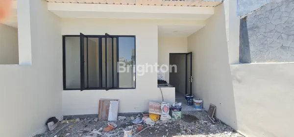 image RUMAH BARU 2 LANTAI HARGA DI BAWAH 1 MILIAR COCOK UNTUK PASANGAN MUDA TAMBAK MEDOKAN AYU (3)