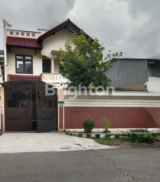 image RUMAH 1 LANTAI SIAP HUNI LOKASI STRATEGIS DI TENGAH KOTA SURABAYA JALAN BKR (1)