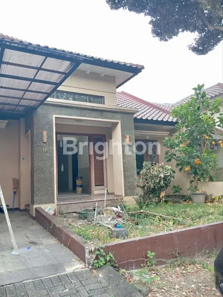 image DIJUAL RUMAH 1 LANTAI CANTIK TERAWAT CITRALAND SURABAYA (1)