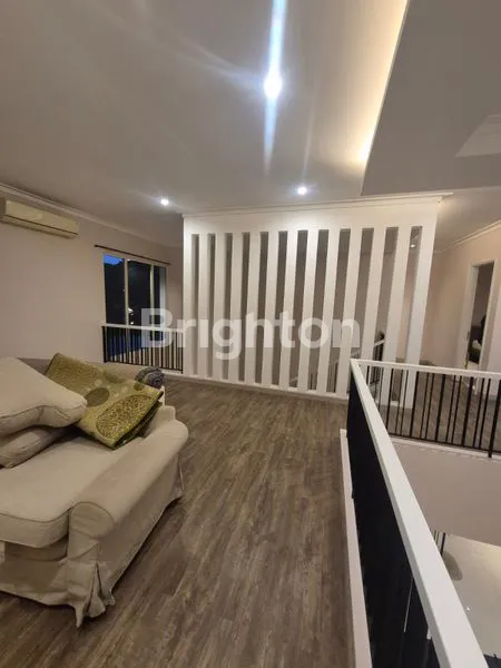 image DIJUAL RUMAH CANTIK  DI ALAM SUTERA (6)