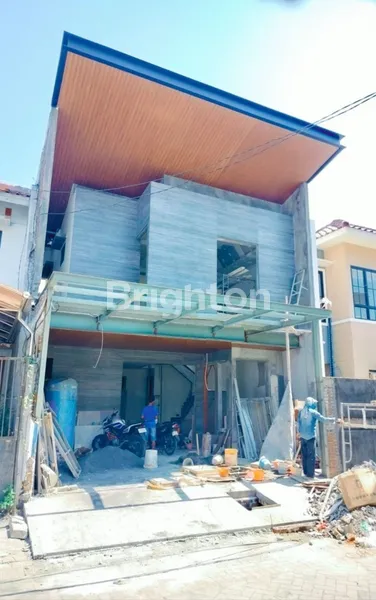 image RUMAH 2 LANTAI BARU GRESS DHARMAHUSADA MAS SIAP HUNI DEKAT MANYAR KERTOARJO GALAXY MALL JOJORAN GUBENG MERR KLAMPIS KENJERAN TRNGAH KOTA SBY (1)