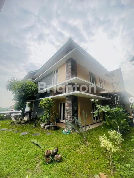 image RUMAH MEWAH DI SAMBIROTO (2)