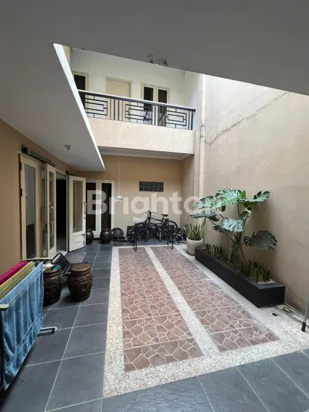 image RUMAH MEWAH DI SAMBIROTO (5)