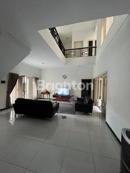 image RUMAH MEWAH DI SAMBIROTO (6)