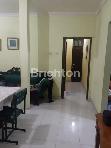 image RUMAH KOS 8 KAMAR DEKAT PONDOK INDAH, SELALU LAKU (3)