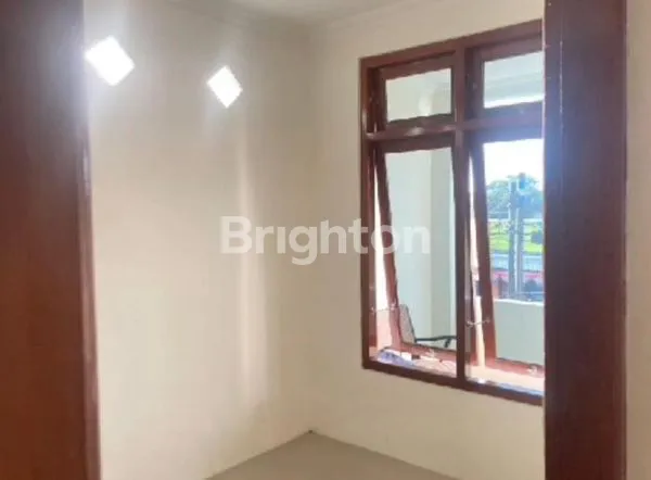 image RUKO DUA LANTAI SIAP USAHA, BANGUNAN BARU, LOKASI STRATEGIS (6)