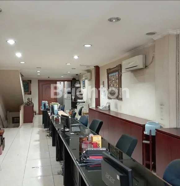 image RUKO 4 LANTAI CIDENG, SEMI FURNISH STRATEGIS (4)