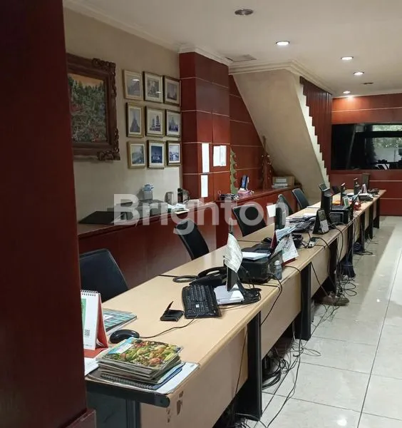 image RUKO 4 LANTAI CIDENG, SEMI FURNISH STRATEGIS (3)