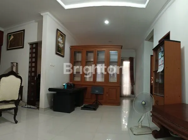 image RUMAH SIAP HUNI, MEWAH, MODERN-KLASIK || PONDOK MARITIM, RAYA KARANG KLUMPRIK, KARANG KLUMPRIK, WIYUNG. (5)