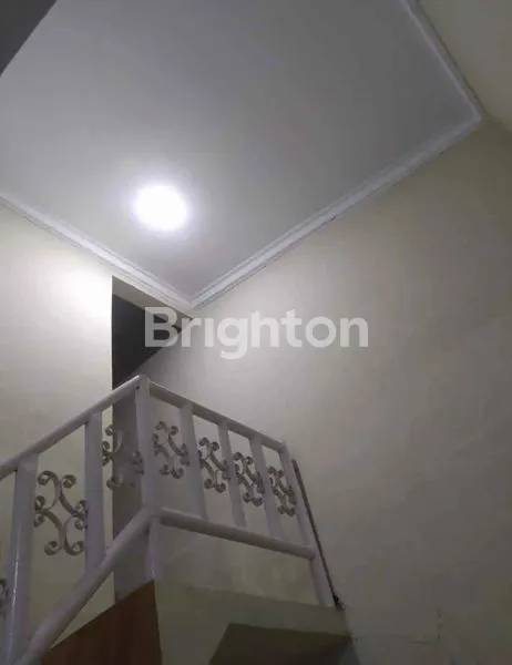 image RUMAH 2 LANTAI, GRANIT, LANGSUNG SIAP HUNI (6)