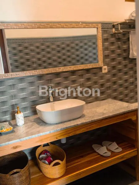 image DI JUAL VILLA SINGARAJA , BALI UTARA  HADAP LANGSUNG PANTAI  (7)