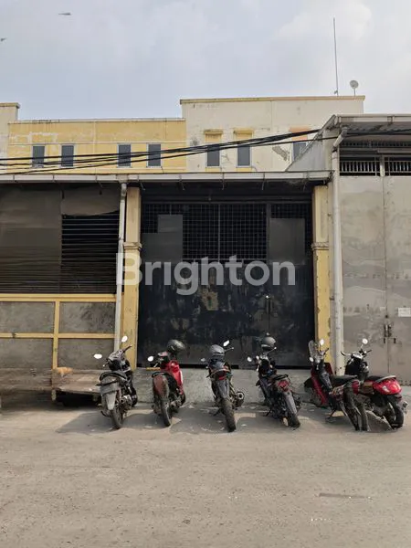 image GUDANG KANTOR STRATEGIS DI SENTRA INDUSTRI TERPADU ELANG LAUT KAMAL MUARA PENJARINGAN (1)