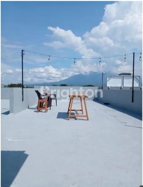 image JUAL RUKO 3 1/2 LANTAI, LOKASI SANGAT STRATEGIS (4)