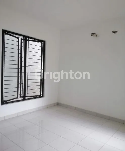 image RUMAH LEGENDA FULL BAJA RINGAN  (4)