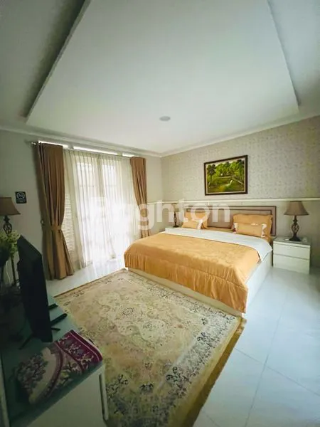 image RUMAH KONSEP VILLA NYAMAN SEJUK SIAP HUNI FULL FURNISH DI CIUMBULEUIT (3)