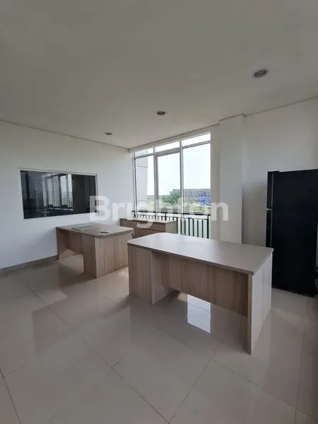 image BU RUKO GANDENG 3 STRATEGIS HOOK DI LA RIVIERA PIK 2 (8)