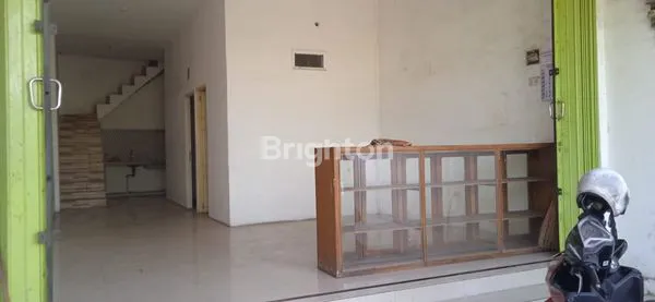 image DISEWAKAN RUMAH USAHA LOKASI RAMAI DILEWATI (4)