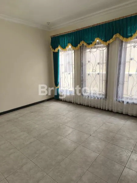 image DISEWAKAN RUMAH CENTRAL PARK MULYOSARI (3)