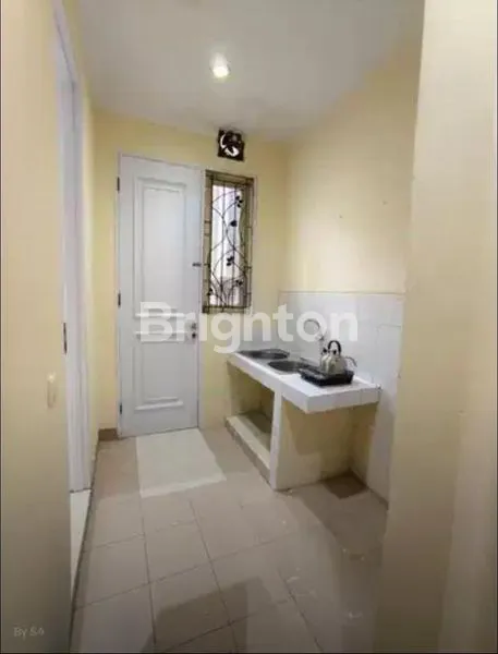 image RUMAH MEWAH SIAP HUNI LT 264 DI KOTA WISATA CIBUBUR (NEGO) (7)