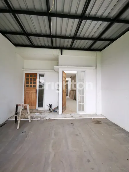 image RUMAH 2 LANTAI AKSES MUDAH GUNUNGANYAR TAMBAK SURABAYA (6)