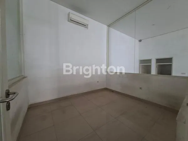 image DISEWAKAN RUKO COCOK BUAT SHOWROOM BARATAJAYA (3)