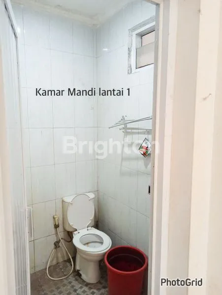 image RUMAH 2 LANTAI STRATEGIS GRAHA SELARAS CIBINONG (3)