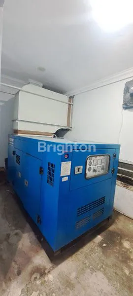 image RUKO 4 LANTAI SIAP PAKAI DI JL. P. JAYAKARTA – LENGKAP DENGAN LIFT BARANG DAN GENSET, COCOK UNTUK KANTOR ATAU GUDANG (6)