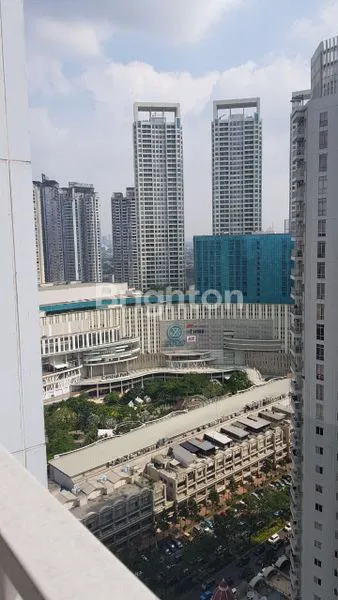 image LOFT NEO SOHO CENTRAL PARK – 97M², UNFURNISHED, SUDAH SHGB ATAS NAMA PEMILIK, HARGA 2,3 M NEGO (7)