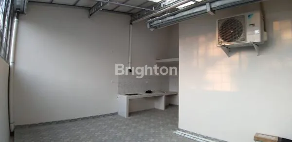 image DI JUAL BU\NRUMAH DI SERPONG LAGOON TANGERANG  (3)