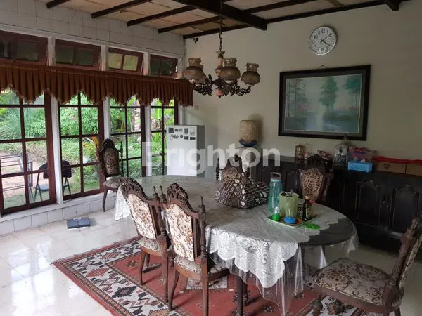 image RUMAH DI JL. KI AGENG MANGIR PENUMPING SOLO (8)