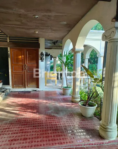 image RUMAH DI JL. KI AGENG MANGIR PENUMPING SOLO (7)