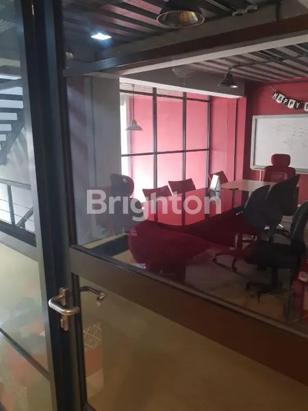 image GEDUNG 4 LANTAI SIAP PAKAI, LT 150M² DI BENHIL (3)