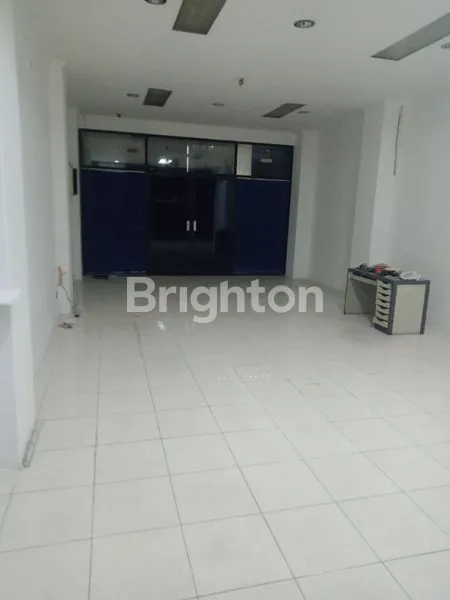 image AREA KOMERSIAL! RUKO FOR RENT DI CIDENG, LUAS 100M², JALAN UTAMA\N\N (6)