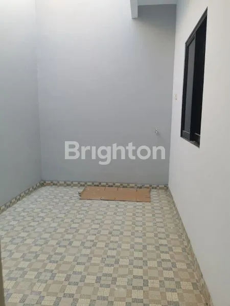 image RUMAH TINGGAL 2 LANTAI DI TELUK GONG (5)