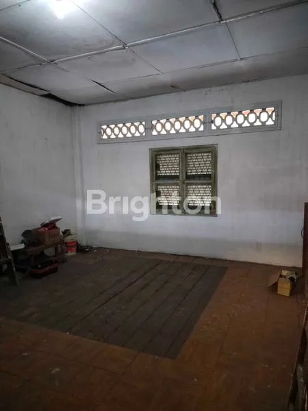 image JUAL CEPAT RUMAH STRATEGIS JALAN FLORES MEDAN (7)