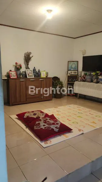image JUAL RUMAH 2 LANTAI DI TELINDUNG BALIKPAPAN (2)