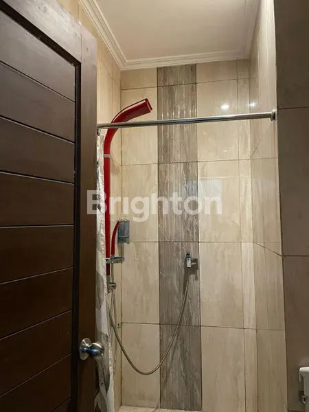 image RUMAH STRATEGIS 3KT+3KM GARASI 4 MOBIL (8)